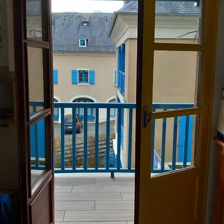 Apartment Joli Avec Balcon Donnant Sur La Montagne