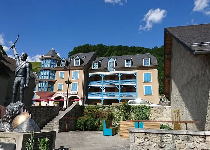 Joli Avec Balcon Donnant Sur La Montagne *